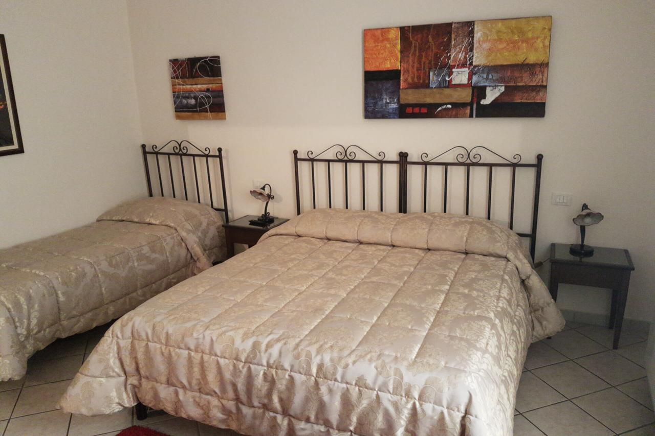 La Piazzetta Guest house 2*